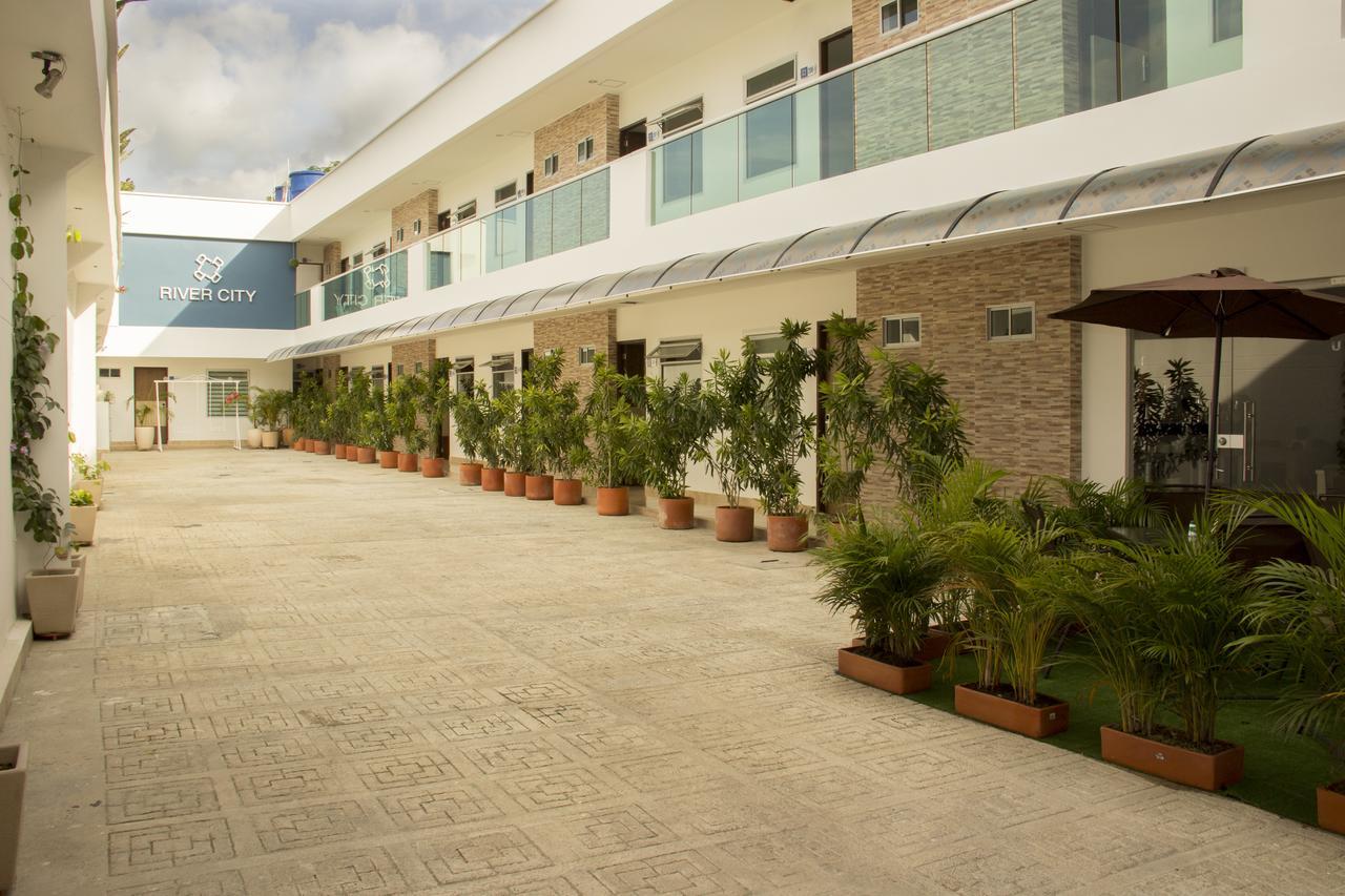 River City Hotel Монтерия Экстерьер фото