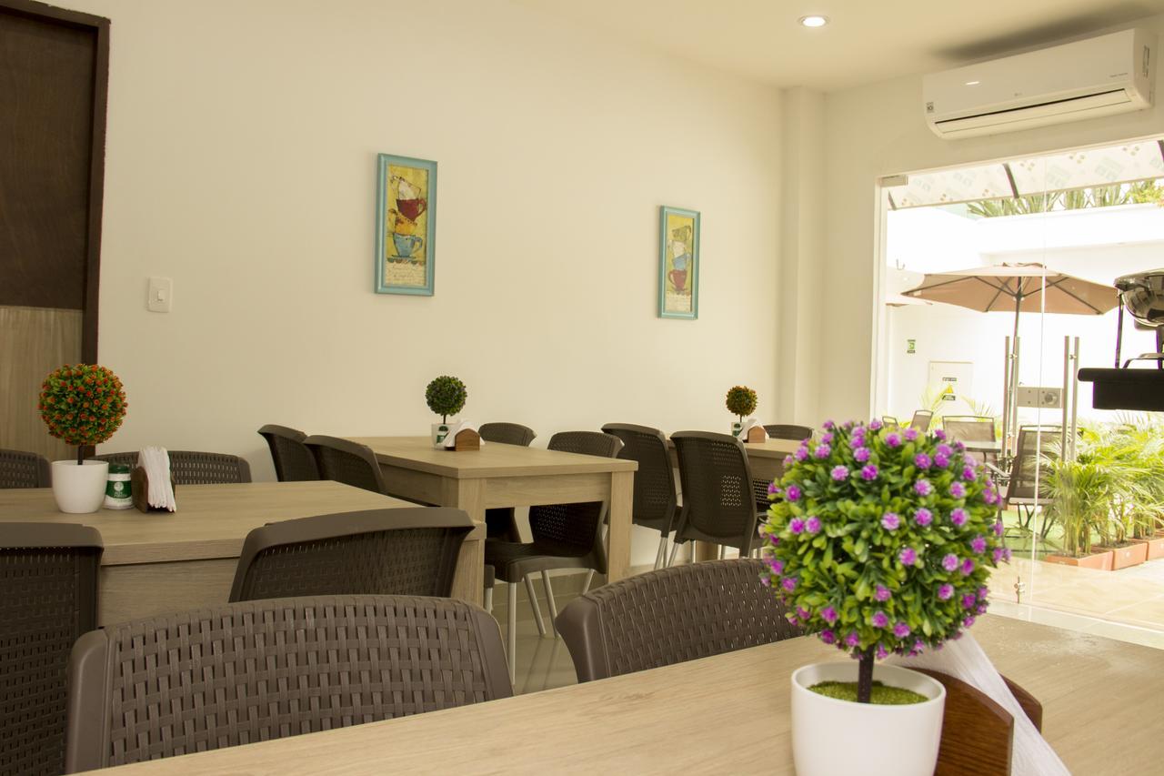 River City Hotel Монтерия Экстерьер фото