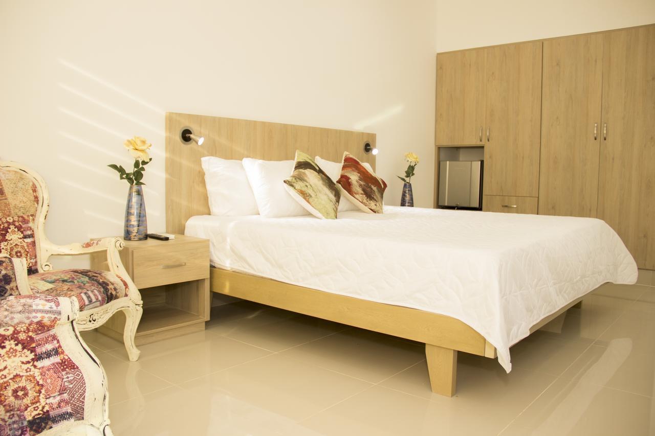 River City Hotel Монтерия Экстерьер фото