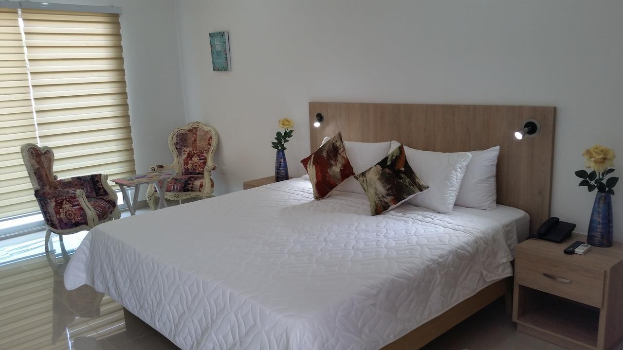 River City Hotel Монтерия Экстерьер фото