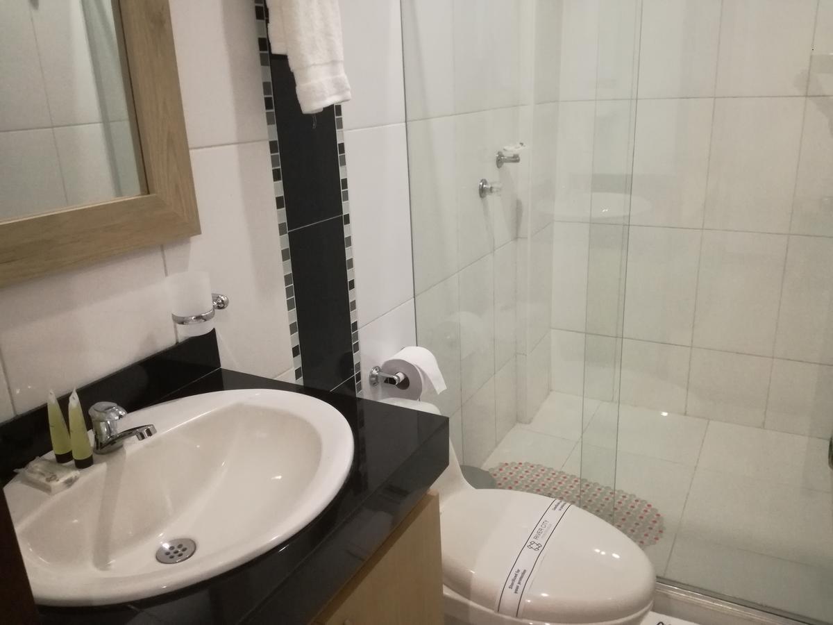 River City Hotel Монтерия Номер фото